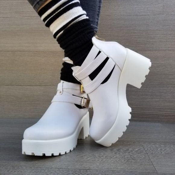 Chunky 90s Grunge White Ankle Spring Boots - Picture 3 of 8